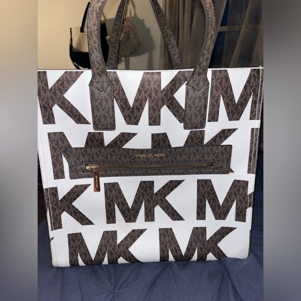 Michael Kors Large logo tote